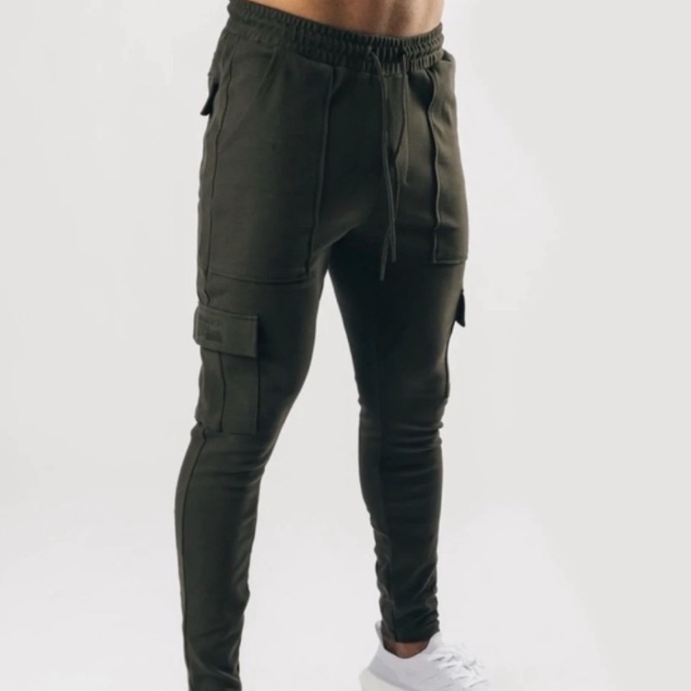 Alphalete Men's Dark Green Cargo Joggers - Alphalete IDENTITY CARGO